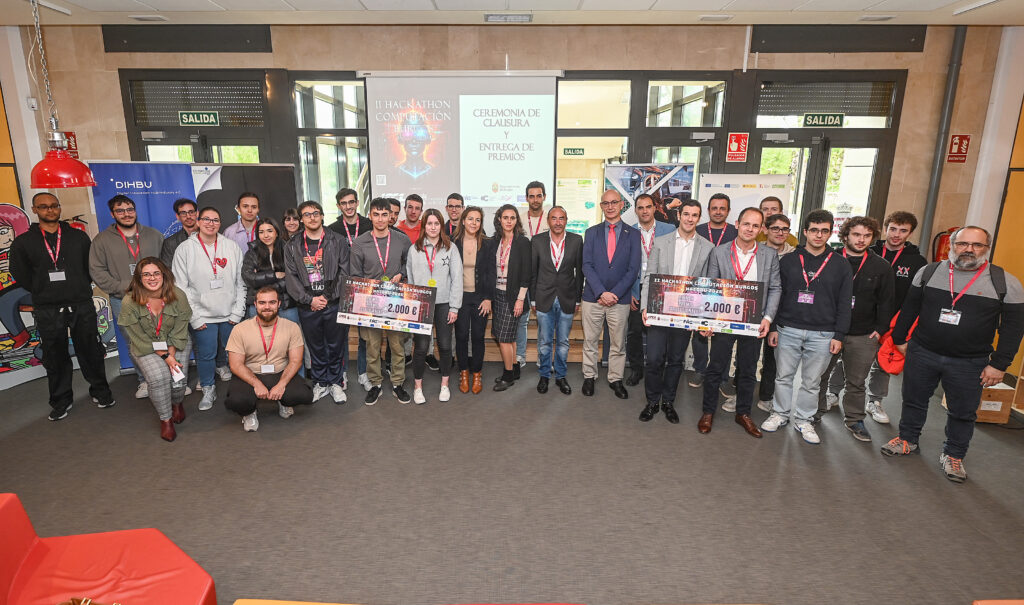 PREMIADOS Y FAMILIA HACOBU 2025